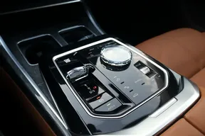 BMW 7 Series 735 2025