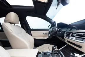 BMW 3 Series 330 2019