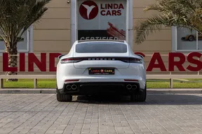 Porsche Panamera 2022