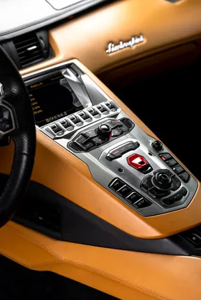 Lamborghini Aventador 2015