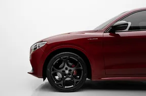 Alfa Romeo Stelvio 2023