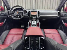Porsche Cayenne GTS 2016