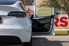 Tesla Model Y Long Range 2023
