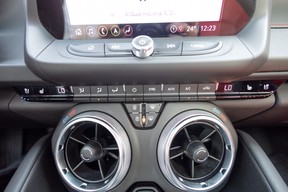 Chevrolet Camaro 2022