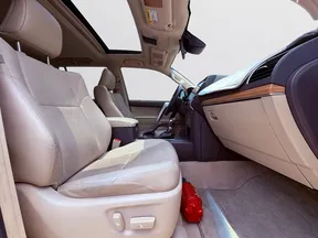 Toyota Land Cruiser Prado 2023