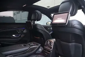 Mercedes-Benz S-Class 550 2015