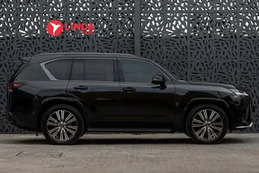 Lexus LX 700h 2025