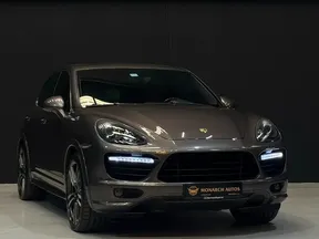 Porsche Cayenne GTS 2013