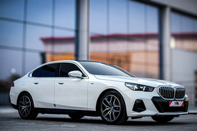 BMW 5 Series 520 2025