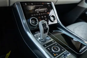 Land Rover Range Rover Sport SVR 2022