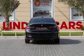 BMW 3 Series 330 2019