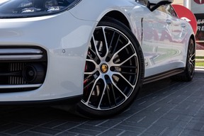 Porsche Panamera GTS 2022