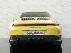 Porsche 911 Targa 4 GTS 2025