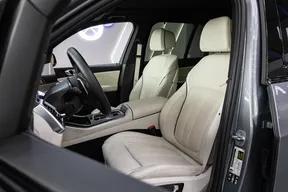 BMW X5 M60 2025