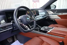 BMW 7 Series 740 2023