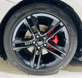 Ford Mustang 2024