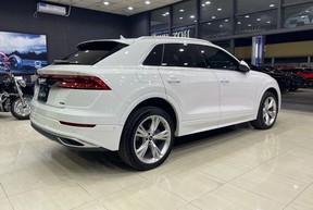 Audi Q8 2023
