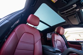 Porsche Cayenne 2023