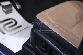 Land Rover Defender 110 2025