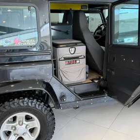 Land Rover Defender 110 2015
