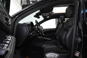 Porsche Macan Turbo 2017
