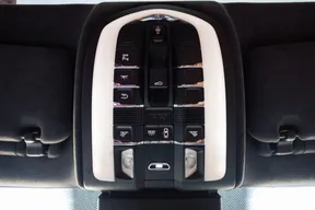 Porsche Cayenne GTS 2016