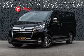 Toyota Granvia 2020