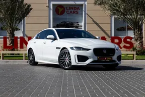 Jaguar XE 2020