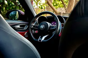 Alfa Romeo Giulia Quadrifoglio 2021