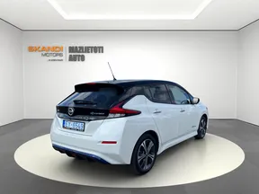 Nissan Leaf 2021