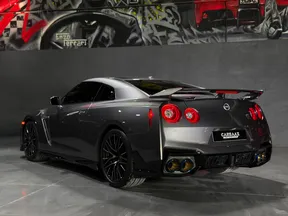 Nissan GT-R 2024