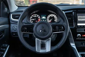 Mitsubishi Montero Sport 2025