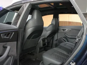 Audi RS Q8 2024