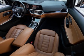 BMW 3 Series 330 2019