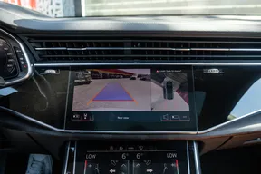 Audi Q8 2023