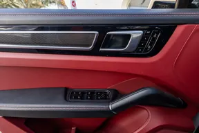 Porsche Cayenne GTS 2021