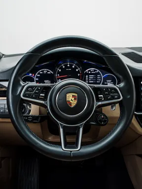 Porsche Cayenne 2022