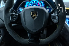 Lamborghini Aventador 2013