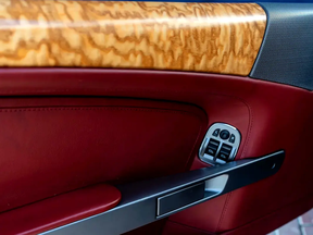 Aston Martin DB9 2010