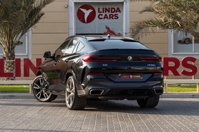 BMW X6 M50i 2022