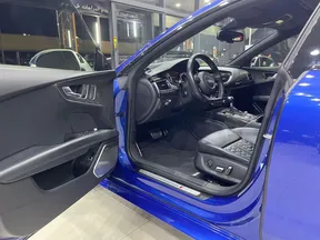 Audi RS7 2016