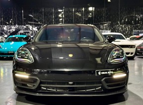 Porsche Panamera 2021