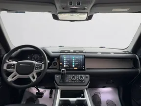 Land Rover Defender 110 2025