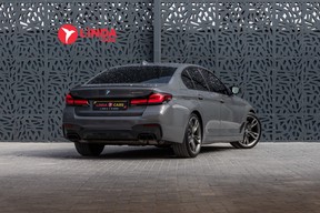 BMW 5 Series M550 2022