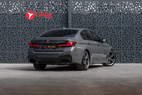 BMW 5 Series M550 2022