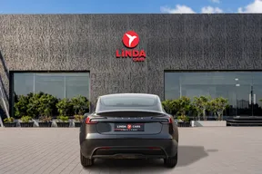 Tesla Model 3 Standard 2024