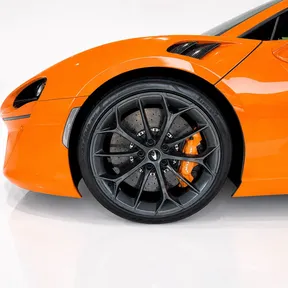 McLaren Artura 2023