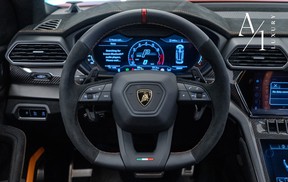 Lamborghini Urus 2024