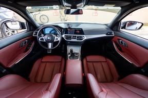 BMW 3 Series 330 2022