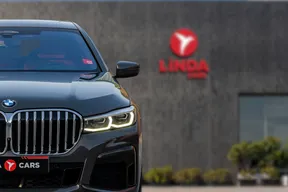 BMW 7 Series 740L 2021